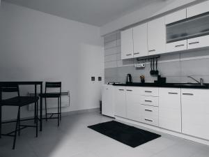 Kuhinja oz. manjša kuhinja v nastanitvi Apartman Katy