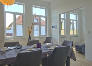 Fotografie z fotogalerie ubytování WoogeElisa - Ehrwürdige Dorfvilla in Strandnähe v destinaci Wangerooge