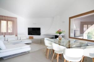 TV a/nebo společenská místnost v ubytování Villa Allegra Luxury Holiday House