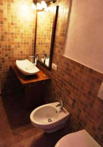 حمام في Bed & Breakfast Viziottavo