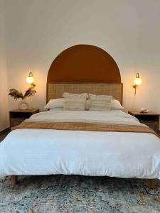 Postel nebo postele na pokoji v ubytování 1 bedroom apartment in the heart of Yas island