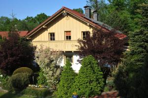 En have udenfor Tyrolska Zagroda - apartament z własnym balkonem lub tarasem