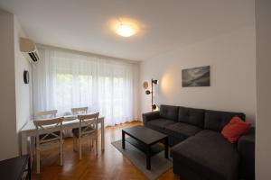 Posedenie v ubytovaní Belgrade Center Apartment III