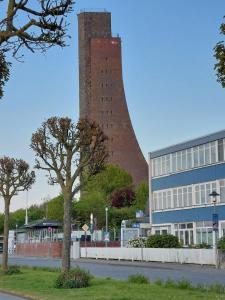 Budova, kde se apartmán nachází + 11 fotografií