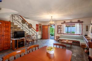 Fotografie z fotogalerie ubytování Coastal Rustic House v destinaci Polychrono + 37 fotografií