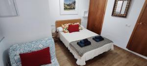 Postel nebo postele na pokoji v ubytování Estudio en el centro de Conil