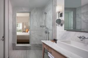 Um banheiro em Doria Hotel Bodrum-City Center