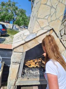 Εγκαταστάσεις μπάρμπεκιου για όλους τους επισκέπτες του διαμερίσματος +5 φωτογραφίες