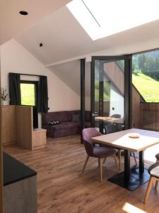 Posedenie v ubytovaní Appartements Pedescin