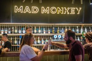 Hosté ubytování Mad Monkey Hanoi Hostel
