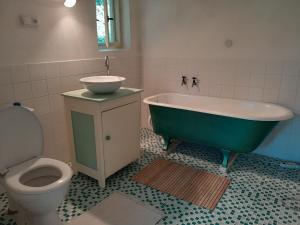 Ett badrum på Zelený pokoj