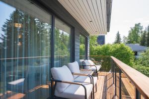 Balkón nebo terasa v ubytování Kalda Villa