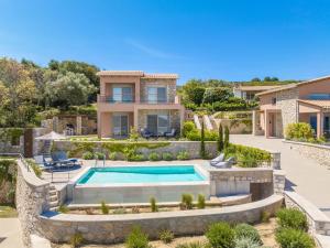 Bazén v ubytování 31 Blue Ionian Villas nebo v jeho okolí