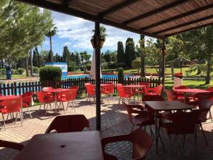 Fotografia z galérie ubytovania Ático muy acogedor c/ vistas magníficas y terraza v destinácii La Herradura