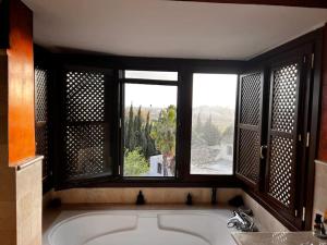 Fotografie z fotogalerie ubytování SunKissed Luxury Panoramic SeaView in Marbella v destinaci Estepona + 37 fotografií