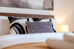 Снимка в галерията на Immaculate 3BR apt in Hackney в Лондон