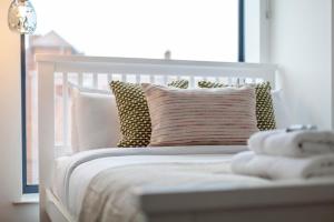 Снимка в галерията на Immaculate 3BR apt in Hackney в Лондон