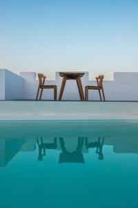 Piscina di VOCA HOTEL & SUITES o nelle vicinanze