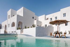 Piscina di VOCA HOTEL & SUITES o nelle vicinanze