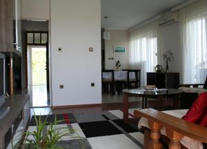 Fotografia z galérie ubytovania Apartments Vlade v destinácii Raslina + 37 fotografií
