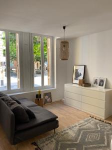 Χώρος καθιστικού στο La Casa Lola