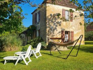 Κήπος έξω από το Maison rénovée paisible près Lalinde, grand jardin - FR-1-616-21