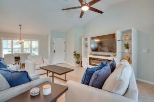 Φωτογραφία από το άλμπουμ του Cheery Fort Myers Vacation Rental with Private Pool! σε Estero