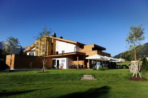 Aed väljaspool majutusasutust Der Winklhof