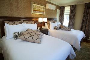 Gallery image of Guest House at Norwalk Inn in Norwalk