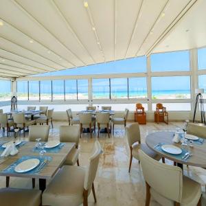 Restaurace v ubytování Simaisma A Murwab Resort