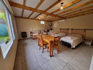 Postel nebo postele na pokoji v ubytování Las lupinas pleno centro