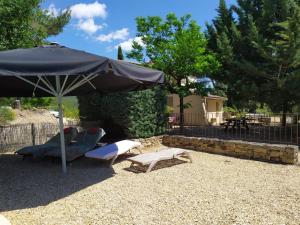 Zahrada ubytování Chambre au Cœur du Luberon + 1 fotografie
