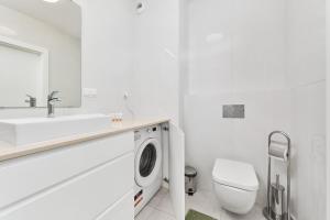 Kúpeľňa v ubytovaní Central SouthStar Apartments - Gwiaździsta - FREE PARKING by Noclegi Renters