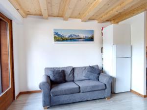 Posedenie v ubytovaní Apartment Les G'rets-12 by Interhome