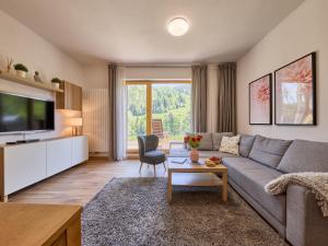 Posezení v ubytování Apartment Ski-In Ski-Out Mountain Duplex Portášky2 by Interhome + 37 fotografií