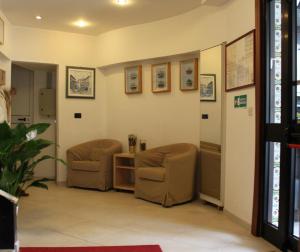 A seating area at Hotel Europa