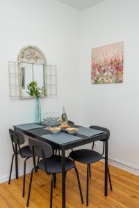 Fotografie z fotogalerie ubytování 2 Zimmer Ferienwohnung Am Hafen v destinaci Neustadt in Holstein