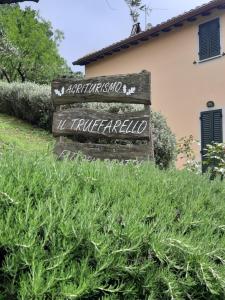 Vonkajšia záhrada v ubytovaní Agriturismo Il Truffarello TODI