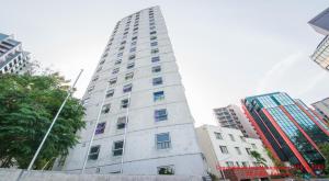 Το κτήριο όπου στεγάζεται  το ξενοδοχείο διαμερισμάτων