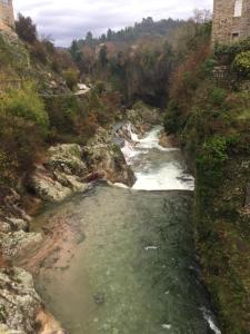 Afbeelding uit fotogalerij van NOUVEAU Maison de la place in Jaujac +5 foto's