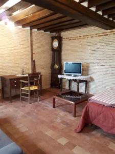 TV/trung tâm giải trí tại L epicerie