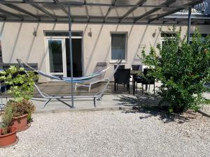 Aed väljaspool majutusasutust Vitorlás Apartman