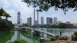 View ng lake malapit sa apartment