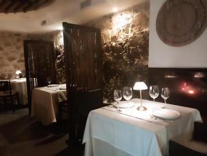 Restaurante & Hotel Rural El Mirador de Trevejo,ideal para parejas italokat is kínál