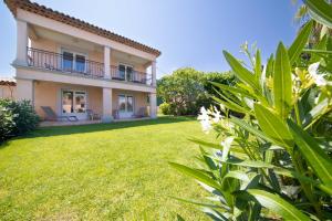 Hotel Brin d'Azur - Saint Tropez外面的花园