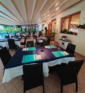 Restaurace v ubytování Hotel Luisa