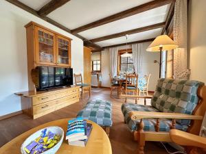 A television and/or entertainment centre at WASSERFALL TOP 2