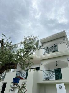 Balkón nebo terasa v ubytování St Nicholas Tsilivi Apts by "elite"