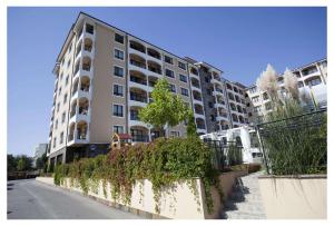 The building in which az apartmanhoteleket is located