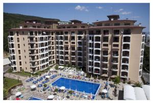 The swimming pool at or close to Bendita Mare Aparthotel